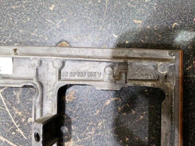 1998 MERCEDES BENZ E320 E-CLASS CENTER CONSOLE CLIMATE CONTROL DASH TRIM