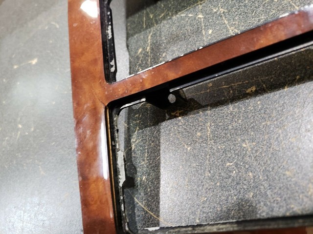 1998 MERCEDES BENZ E320 E-CLASS CENTER CONSOLE CLIMATE CONTROL DASH TRIM