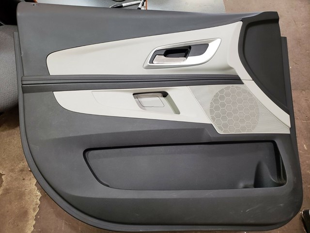 2011 CHEVY EQUINOX LEFT FRONT DOOR PANEL P/N 22761521