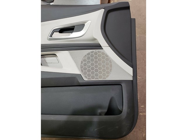 2011 CHEVY EQUINOX LEFT FRONT DOOR PANEL P/N 22761521