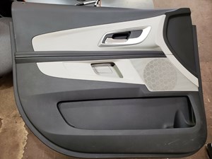 2011 CHEVY EQUINOX LEFT FRONT DOOR PANEL P/N 22761521
