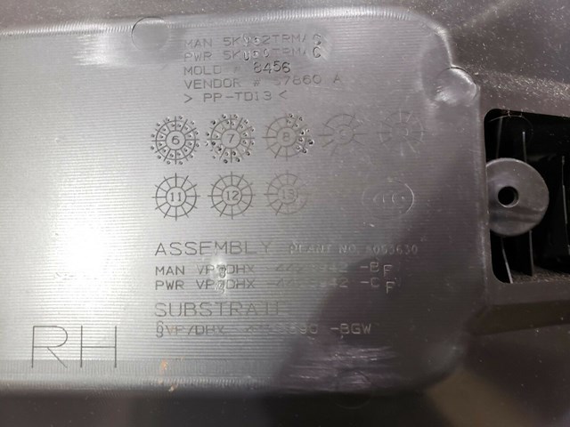 2008 JEEP WRANGLER RIGHT FRONT DOOR PANEL