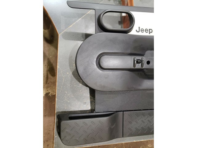 2008 JEEP WRANGLER RIGHT FRONT DOOR PANEL