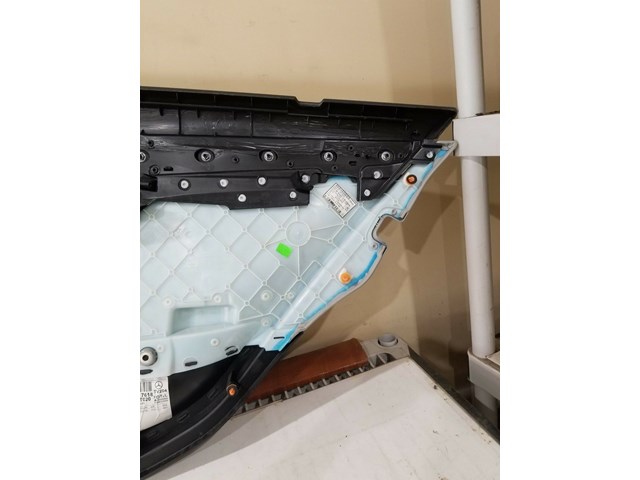 2010 MERCEDES BENZ C300 LEFT REAR DOOR PANEL