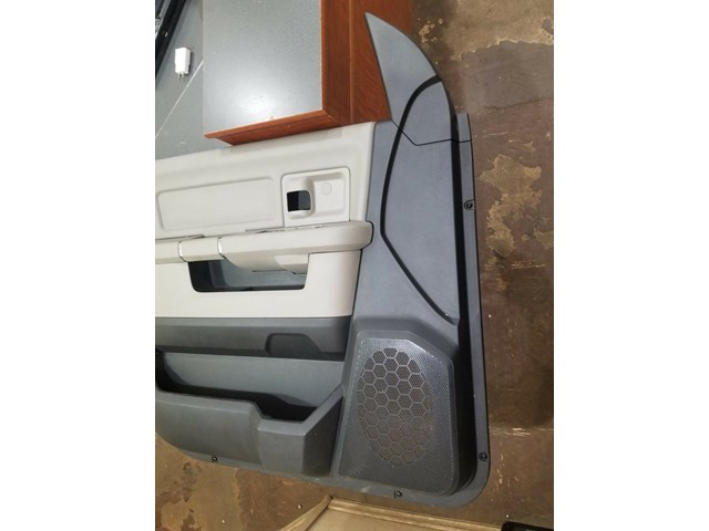 2009 2014 DODGE RAM 1500 CREW  RIGHT SIDE FRONT DOOR PANEL 