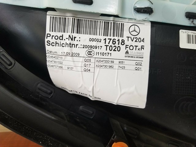 2010 MERCEDES BENZ C300 RIGHT REAR DOOR PANEL