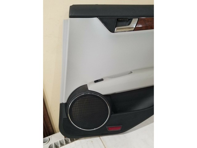 2010 MERCEDES BENZ C300 RIGHT REAR DOOR PANEL