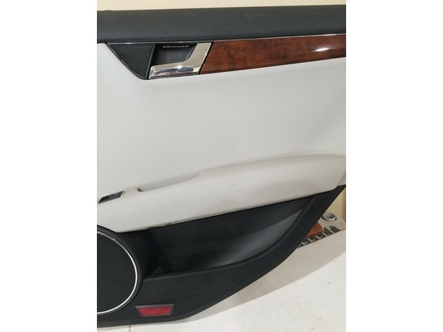 2010 MERCEDES BENZ C300 RIGHT REAR DOOR PANEL