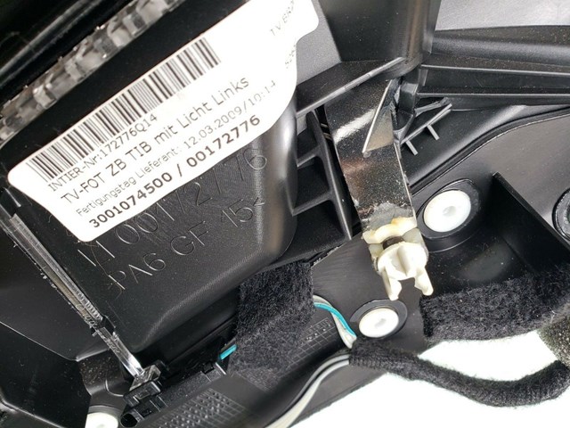  2009 MERCEDES BENZ C300 LEFT REAR DOOR PANEL