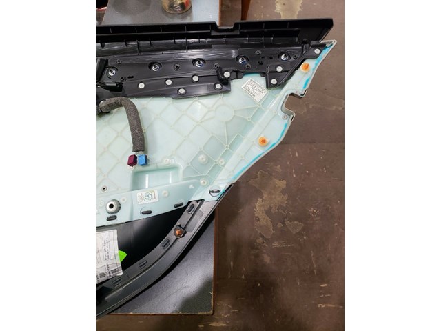  2009 MERCEDES BENZ C300 LEFT REAR DOOR PANEL