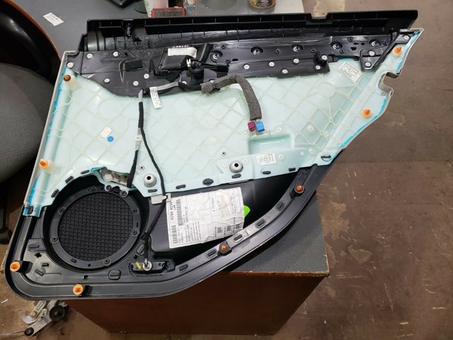  2009 MERCEDES BENZ C300 LEFT REAR DOOR PANEL