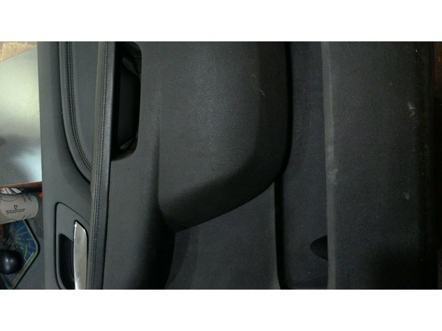 2011 2014 CADILLAC ESCALADE RIGHT SIDE FRONT DOOR PANEL
