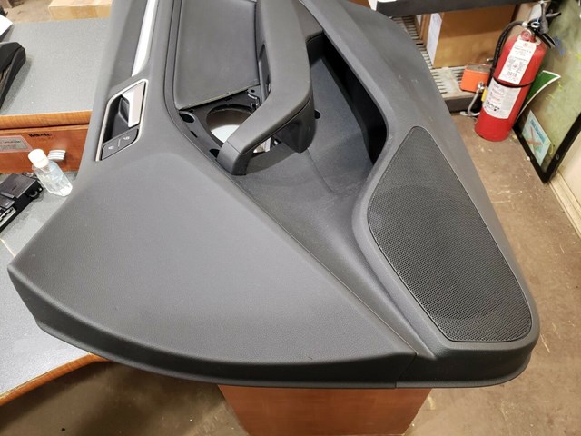 2016 AUDI A3 RIGHT SIDE FRONT DOOR PANEL