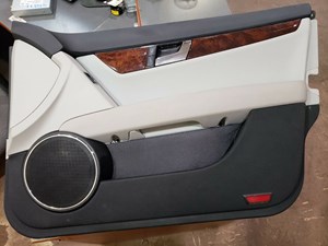 2009 MERCEDES BENZ C300 RIGHT FRONT DOOR PANEL