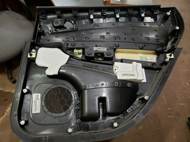 2011 2013 DODGE DURANGO LEFT REAR DOOR PANEL P/N 1GS971X9AG