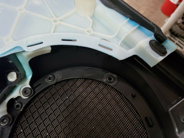 2011 MERCEDES BENZ C300 RIGHT REAR DOOR PANEL P/N W204RHR00128