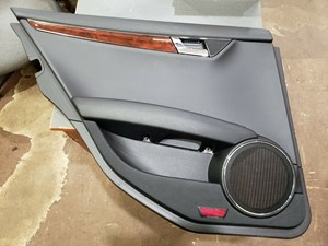2011 MERCEDES BENZ C300 LEFT REAR DOOR PANEL P/N W204LHR00183