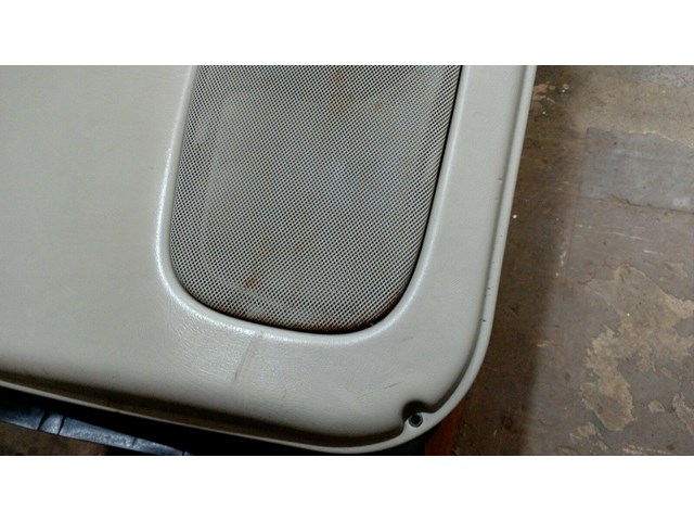 2002 CADILLAC ESCALADE DRIVER SIDE REAR DOOR PANEL P/N 15086633