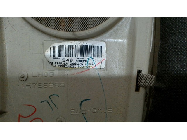 2002 CADILLAC ESCALADE DRIVER SIDE REAR DOOR PANEL P/N 15086633