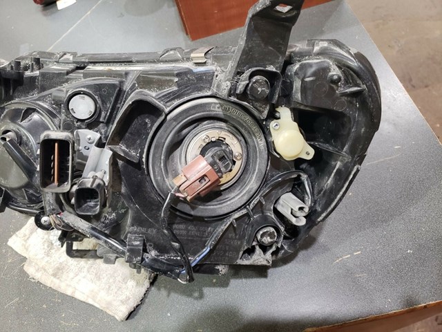 2011 MITSUBISHI LANCER RIGHT SIDE HEADLIGHT