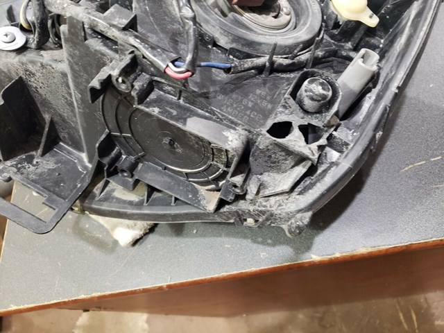 2011 MITSUBISHI LANCER RIGHT SIDE HEADLIGHT