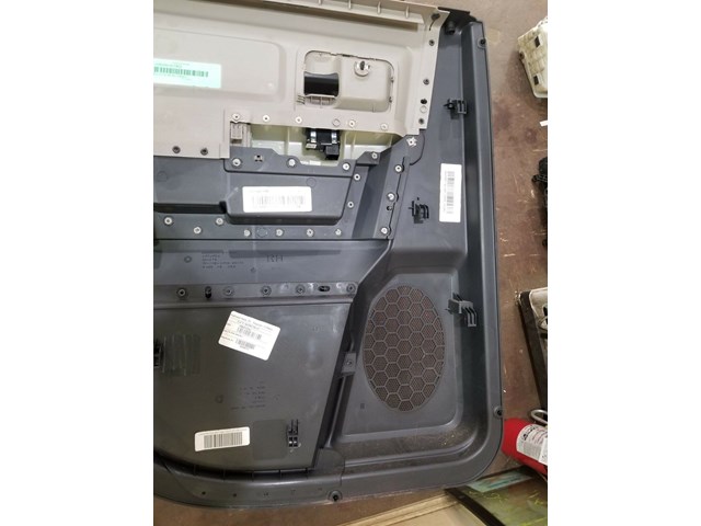 2009 2014 DODGE RAM 1500 RIGTH SIDE REAR DOOR PANEL