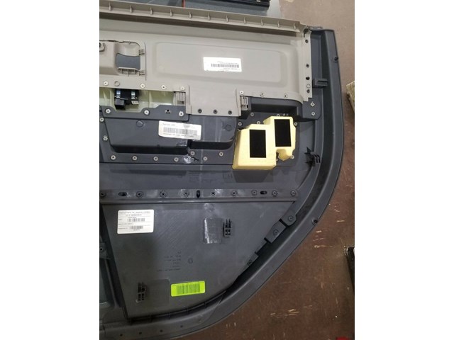 2009 2014 DODGE RAM 1500 LEFT SIDE REAR DOOR PANEL
