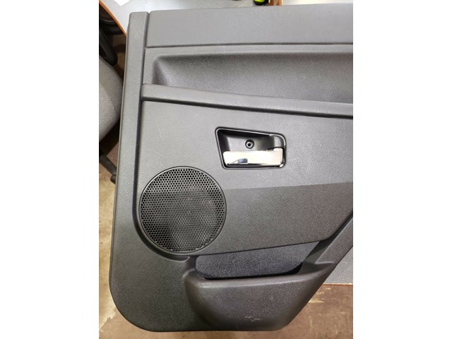 2010 JEEP GRAND CHEROKEE RIGHT REAR DOOR PANEL P/N 5HR381DVA0