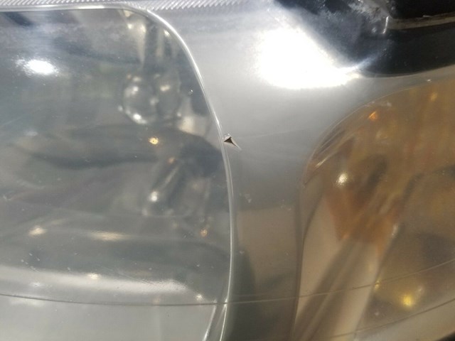 2001 2004 FORD MUSTANG DRIVER SIDE HEADLIGHT