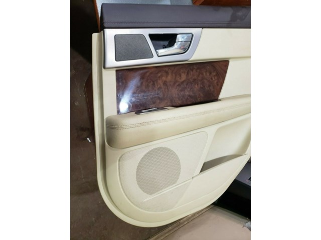 2009 JAGUAR XF RIGHT REAR DOOR PANEL