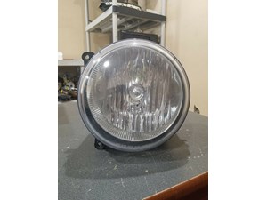 2005 2007 JEEP LIBERTY DRIVER SIDE HEADLIGHT