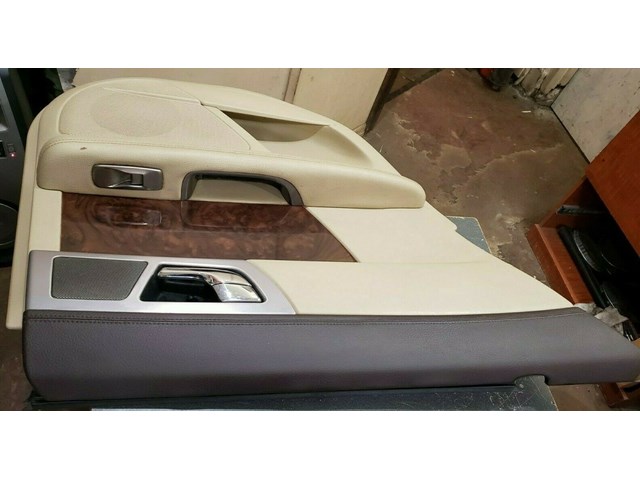 2009 JAGUAR XF RIGHT REAR DOOR PANEL