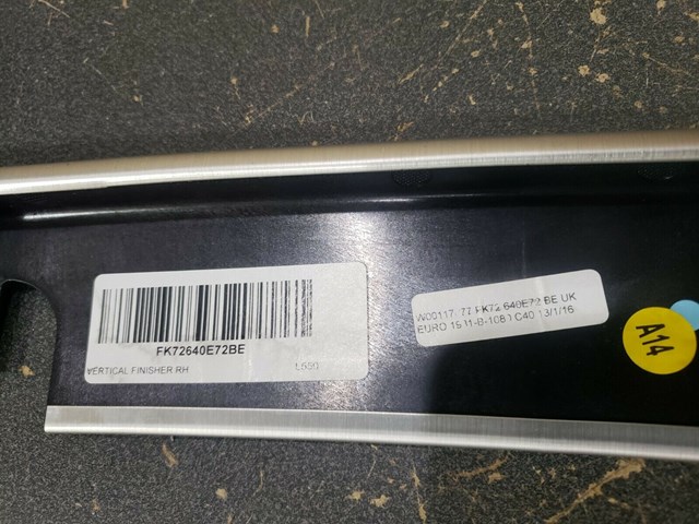 2016 LAND ROVER DISCOVERY SPORT RIGHT CENTER DASH TRIM PANEL P/N FK72640E72BE