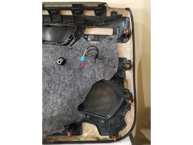 2016 MERCEDES BENZ GLA250 RIGHT FRONT DOOR PANEL