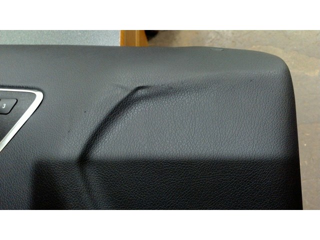 2016 MERCEDES BENZ GLA250 LEFT FRONT DOOR PANEL