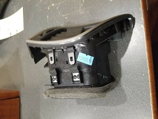2013 2015 NISSAN SENTRA RIGHT SIDE A/C AIR VENT P/N 68760 3SG0A