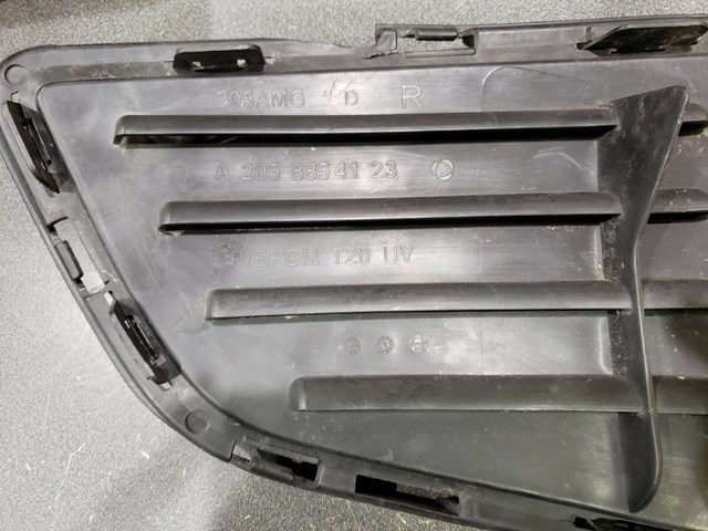 2015 MERCEDES BENZ C300 RIGHT SIDE LOWER BUMPER GRILLE P/N A2058854123