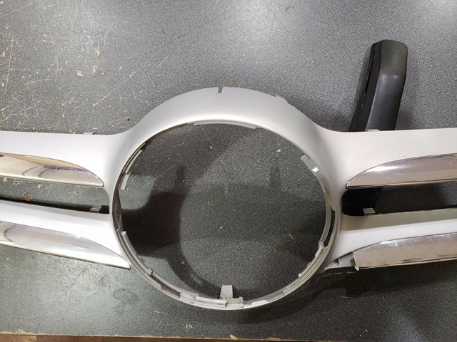 2015 2018 MERCEDES BENZ C300 C-CLASS FRONT GRILLE