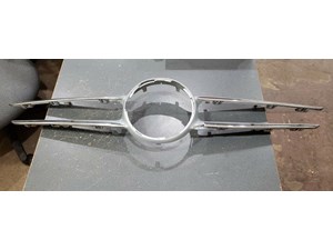 2015 2018 MERCEDES BENZ C300 C-CLASS FRONT GRILLE