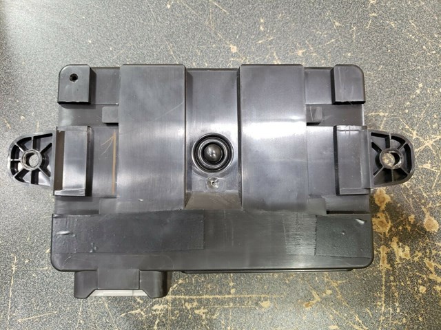 2010 2013 LAND ROVER RANGE ROVER SPORT LAMPS CONTROL MODULE P/N BJ32-19H440-BG