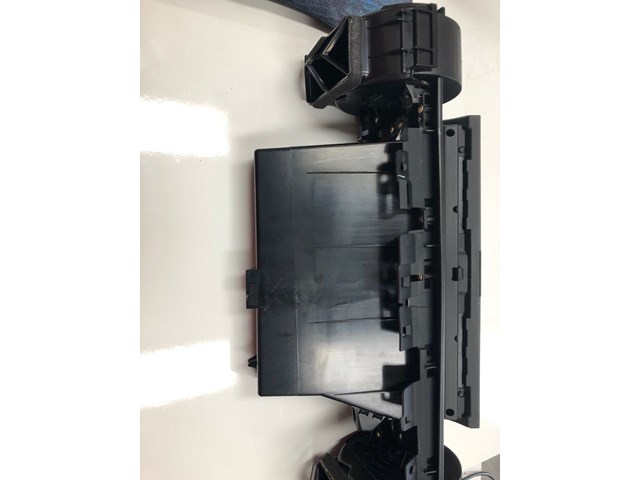 BLACK INSTRUMENT PANEL PASSENGER SIDE DASH FLIP DOOR NAVI DVD COVER TRIM OBG024