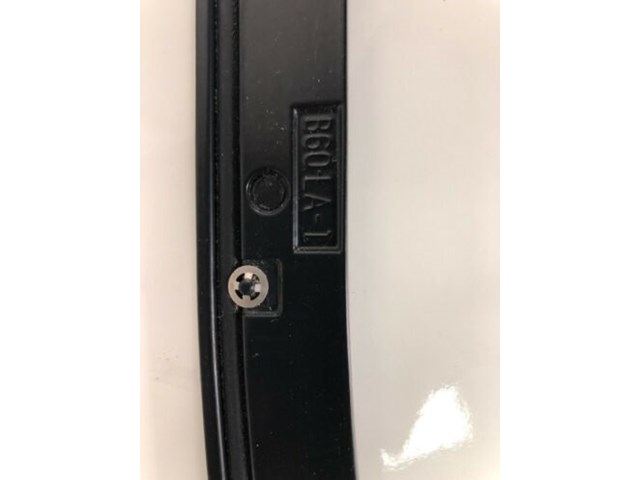 2005 Infiniti G35x 3.5L Passenger Right Front Windshield Wiper Arm longer one