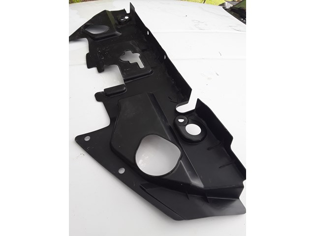 2011 Nissan Leaf Radiator Support Access Cover