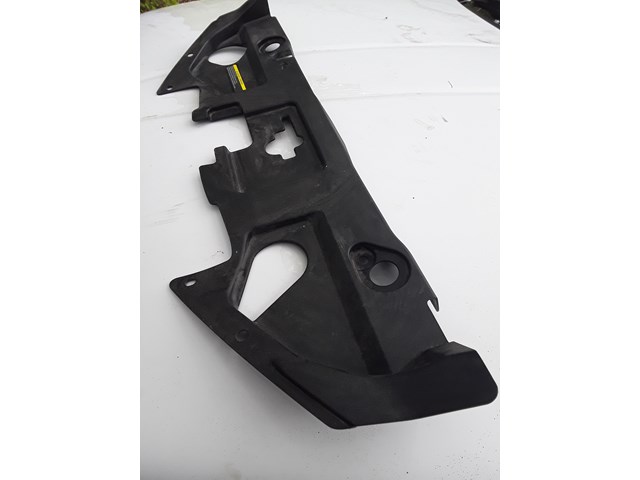 2011 Nissan Leaf Radiator Support Access Cover