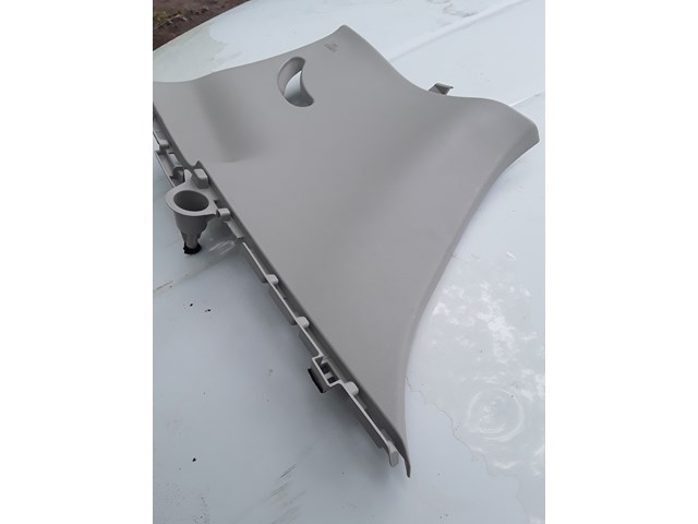 2011 Nissan Leaf Right Interior Quarter Panel Trim Panel