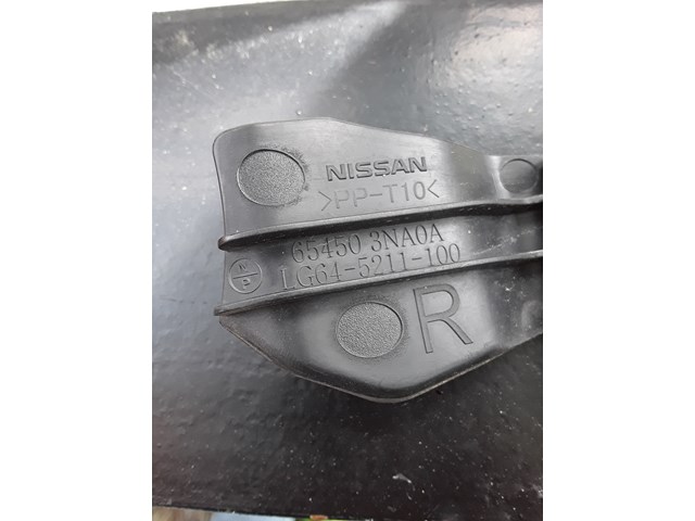 2011 Nissan Leaf Hood Hinge Cover Pair