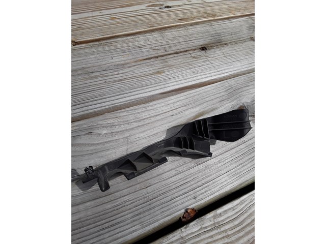 2011 Nissan Leaf Hood Hinge Cover Pair