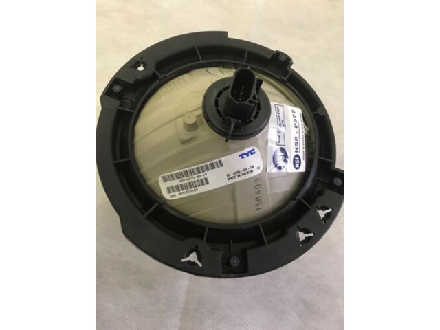 TYC 20-6835-00-1 fits Jeep Wrangler Right Replacement Head Lamp 07-13