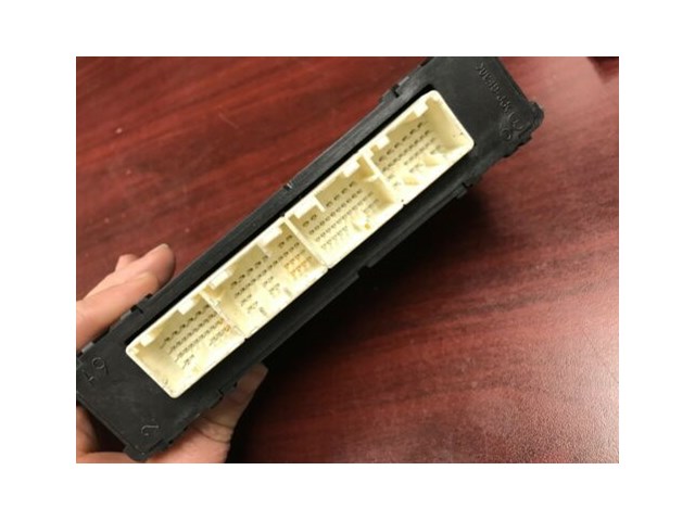 13 14 Subaru Legacy Outback Engine Control Module Computer 22765AE05D