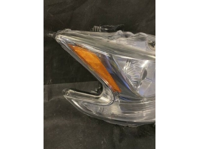 2009 - 2014 Nissan Maxima Halogen Headlight OEM RH (Passenger) - Used